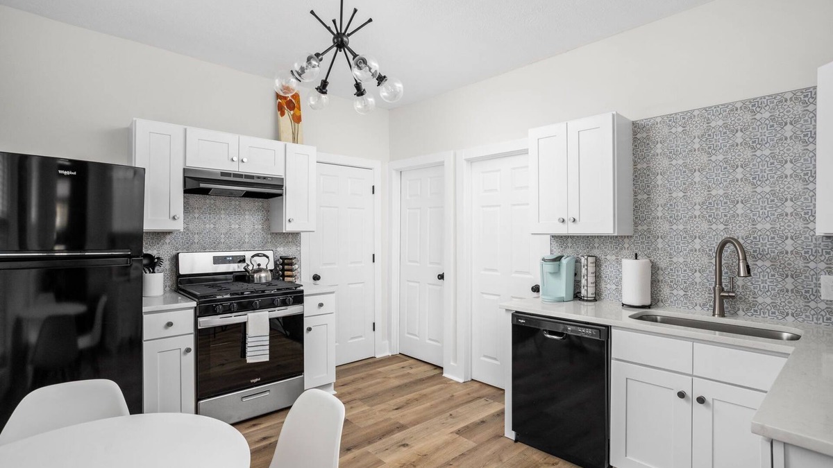Downtown Indianapolis House | Indy Stay | Clean, Chic + Central