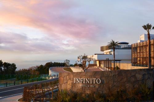 Tsubaki Onsen Hotel | Infinito Hotel and Spa