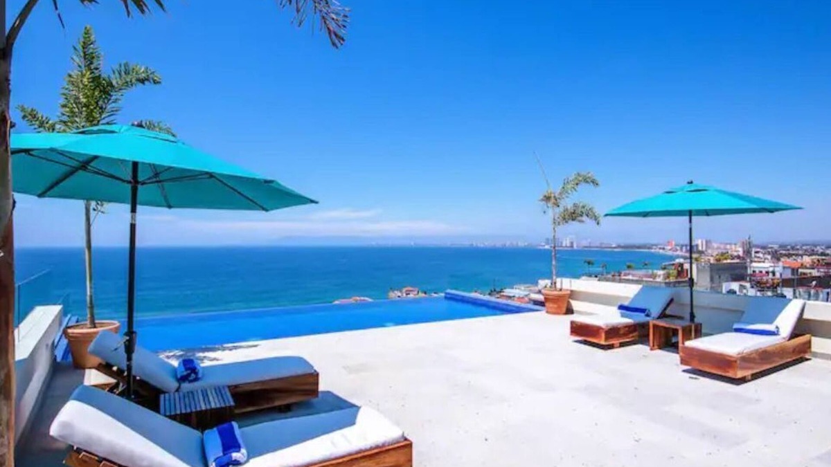 Downtown Puerto Vallarta Condo | Infinity Pool CharmingCondo in Gringo Gulch
