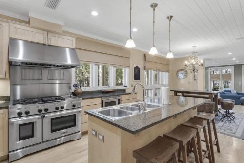 Seaside House | Ingle's Nest in Beautiful Seaside
