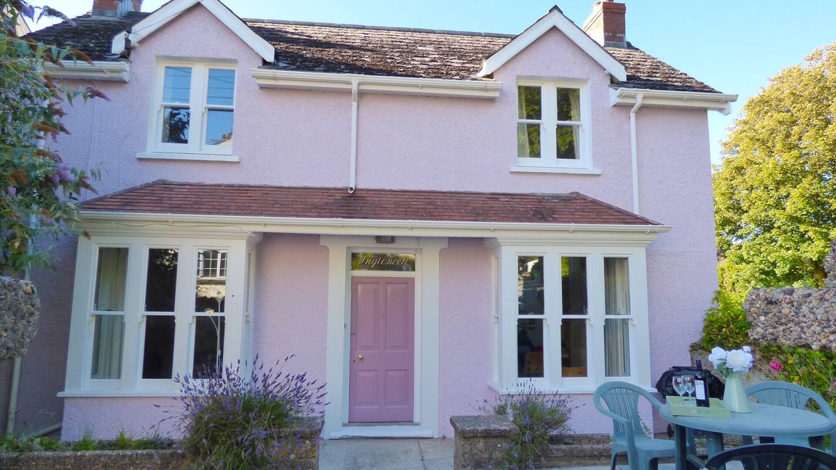 Manorbier House | Inglenook House, Holiday Home Manorbier, Sleeps 8, 4 bedrooms, bathrooms