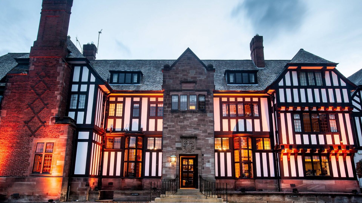 Ledsham Hotel | Inglewood Manor