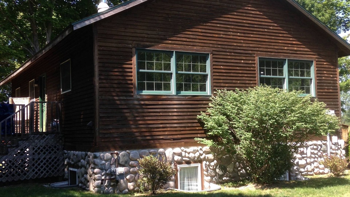 Indian River Cottage | Inland Waterway/Mullett Lake/Indian River/Cheboygan Mackinaw Island/Aloha
