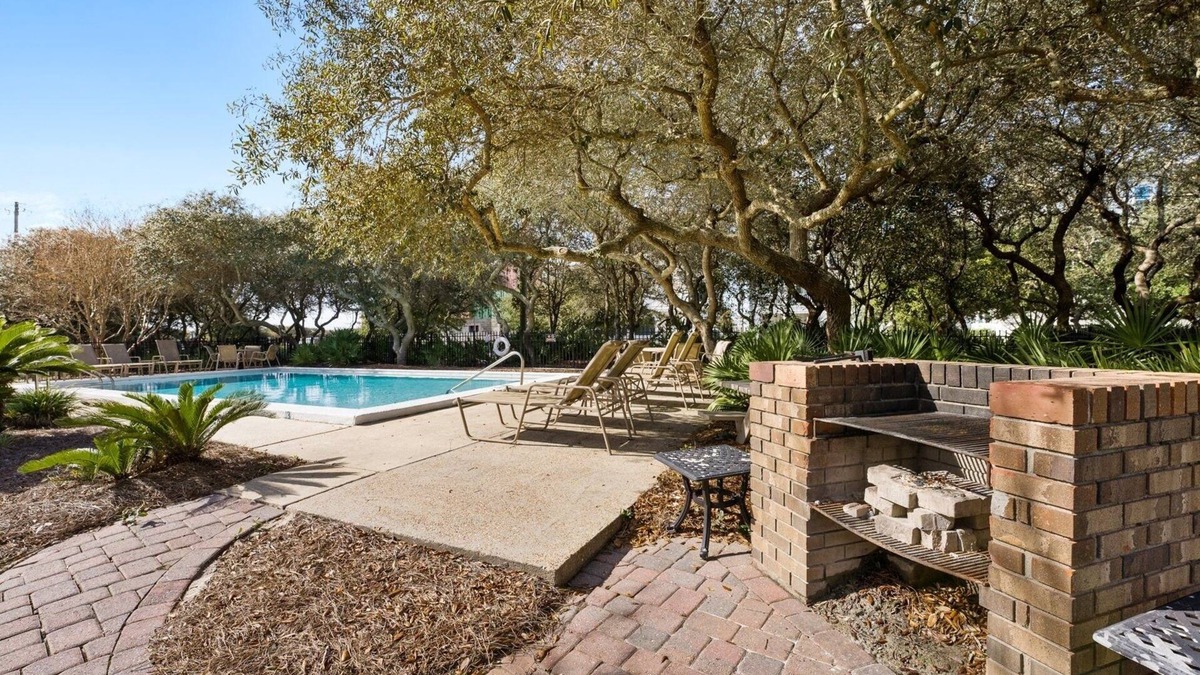 Inlet Beach Condo | Inlet Dunes 201 1 Bedroom Condo by RedAwning