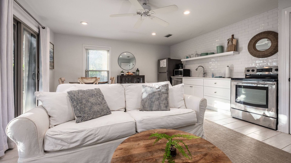 Inlet Beach Condo | Inlet Hideaway! Close to Beach & Pool! "Swell Dunes"