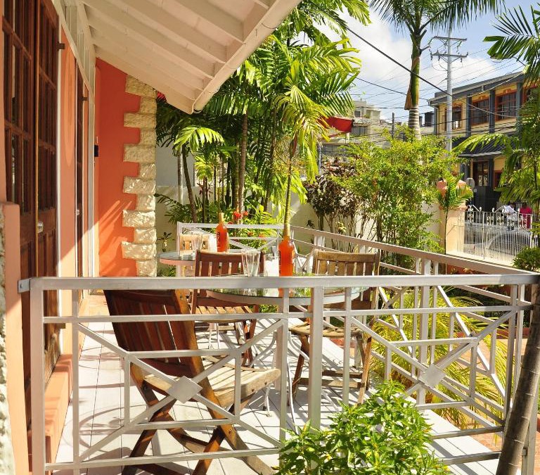 Newtown Hotel | Inn at 87