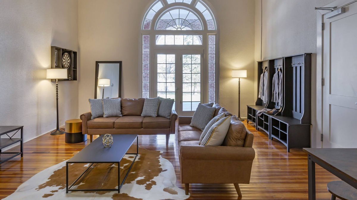 Blackstone Hotel | Inn at Blackstone