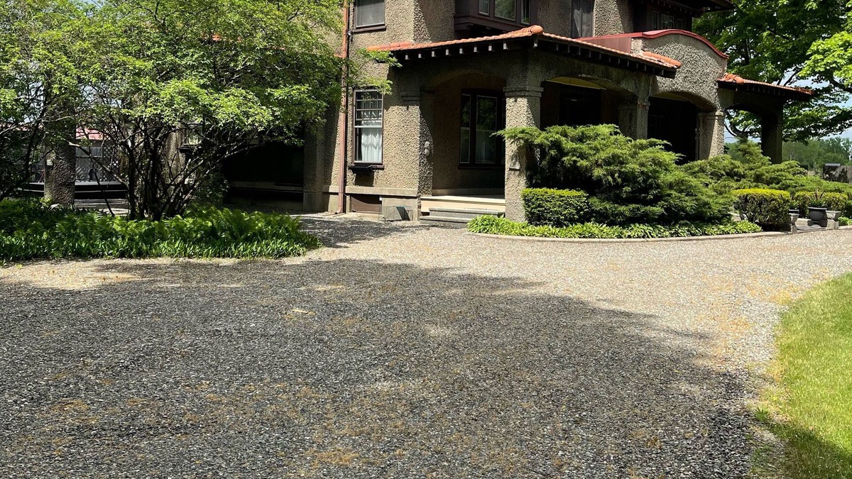 Hollowville House | Inn at Blue Stores - A Historical Home
