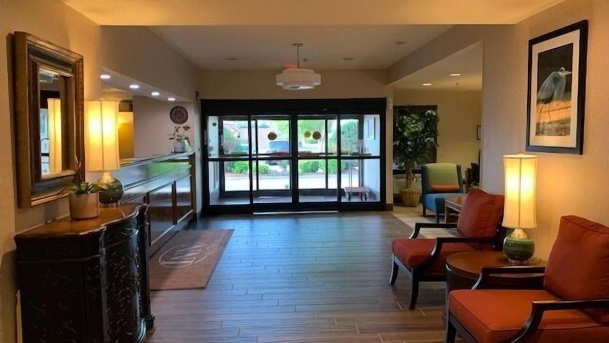 Clinton Hotel | Inn at Clinton