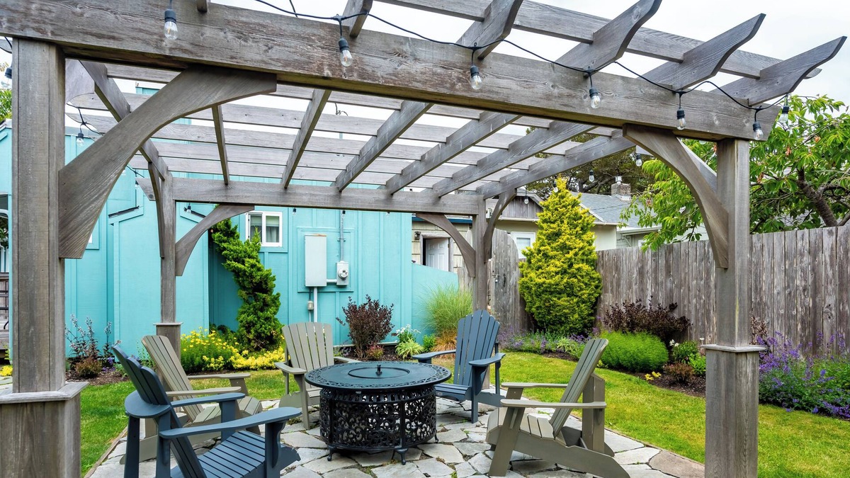 Downtown Cannon Beach Hotel | Inn at Haystack Rock