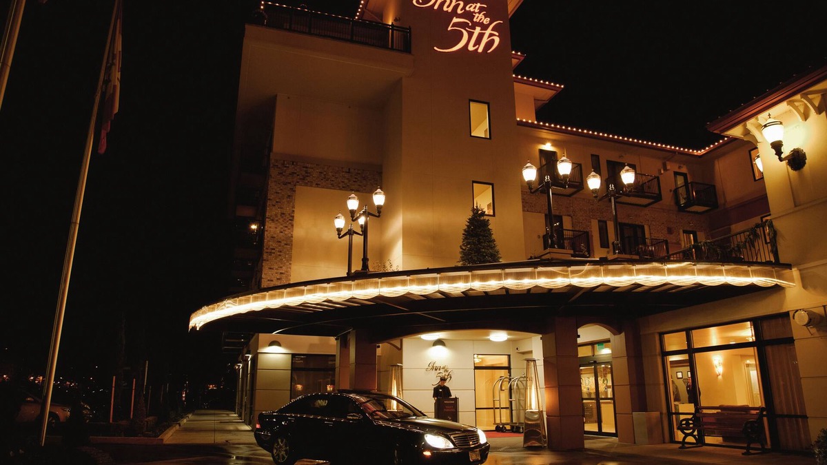 Downtown Eugene Hotel | Inn at the 5th