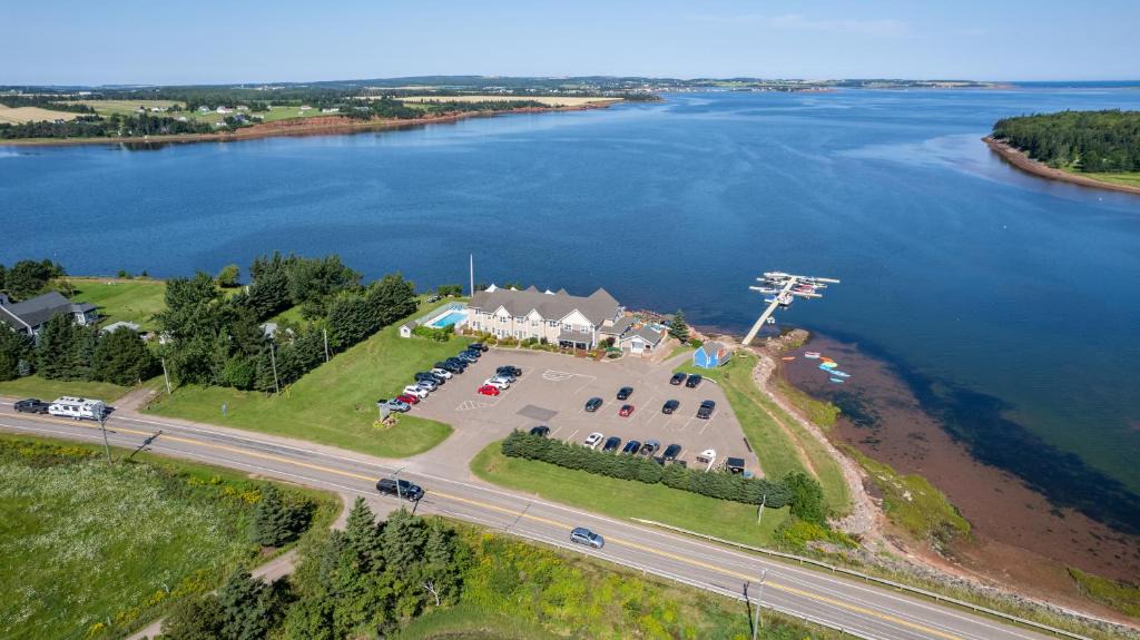 Bayview Bed & Breakfast | Inn at the Pier