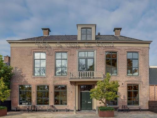 Ternaard House | Inn in Ternaard near Heritage