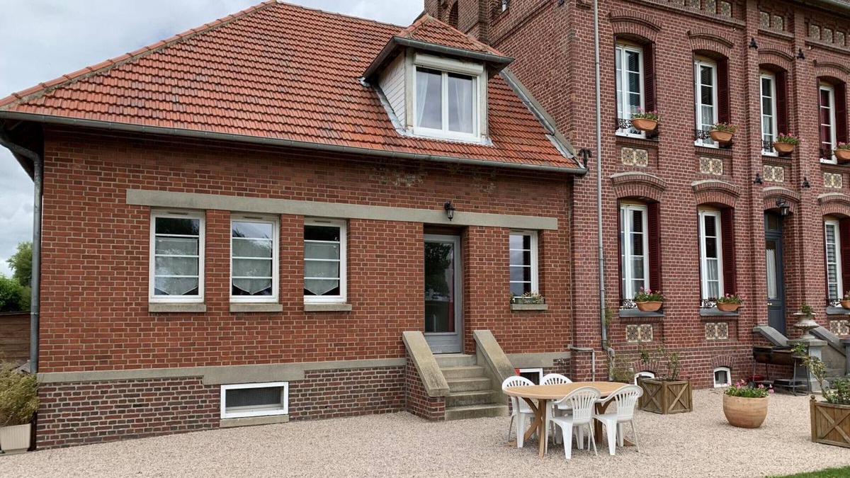 Pissy-Poville House | Inn Pissy-Pôville, 2 bedrooms, 4 people