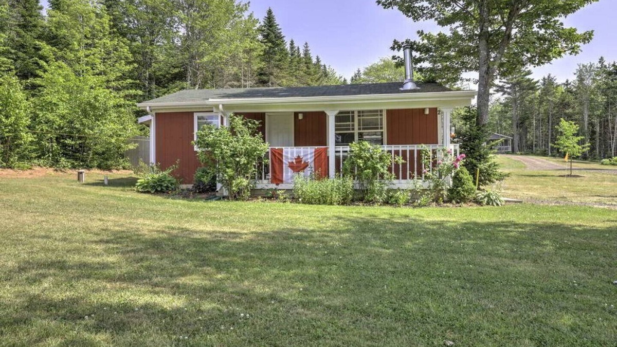 French River Cottage | Inn The Woods Cottages PEI - Cottage 2