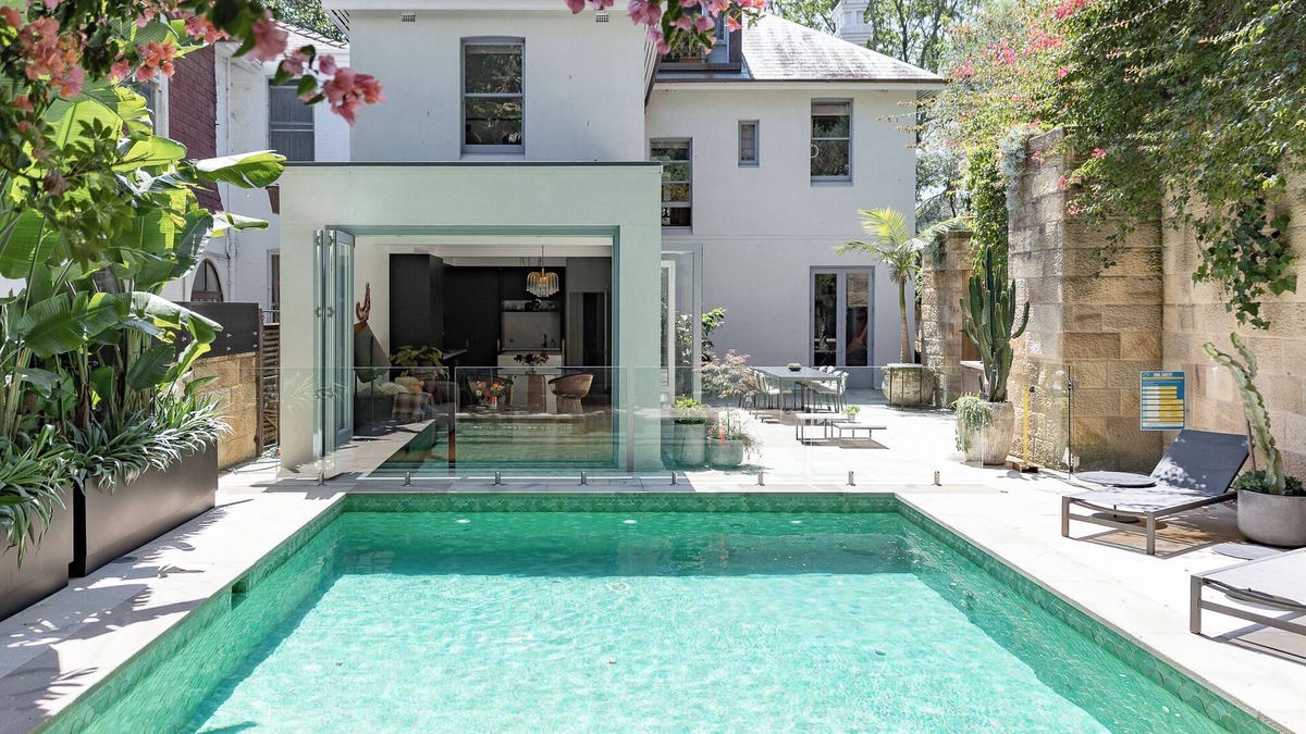 Darling Point House | Inner City Private Oasis with Heated Magnesium Pool
