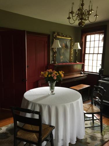 Stafford Bed & Breakfast | Innkeeper's Place B&B