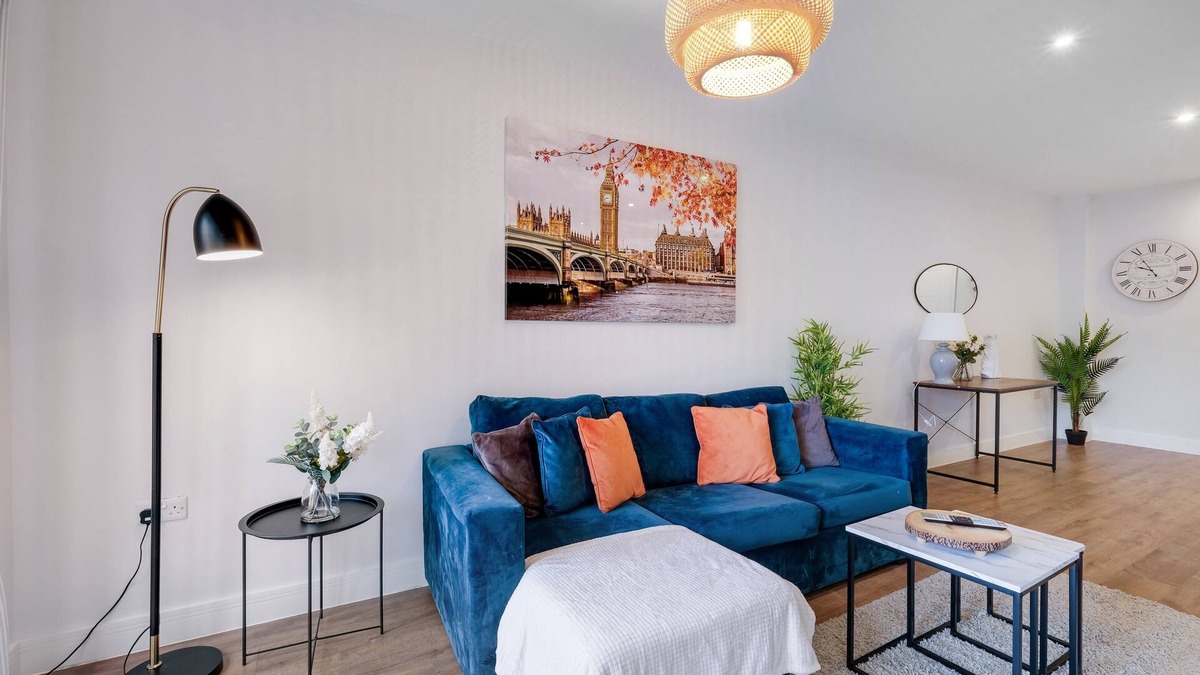 Purley House | Innovative Executive 5 Bedroom Home in Purley
