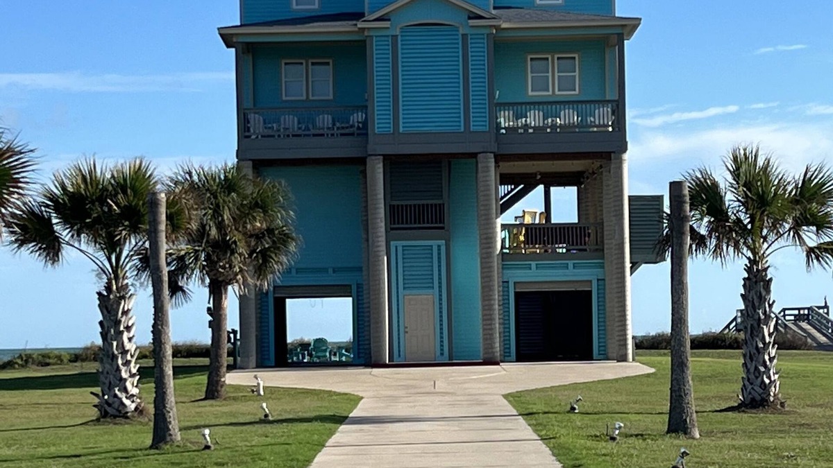 Port Bolivar House | Inquire About Easter Weekend Special - Beachfront Home
