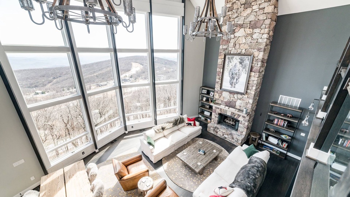 Roseland House | Insane Mountain Views - New Listing