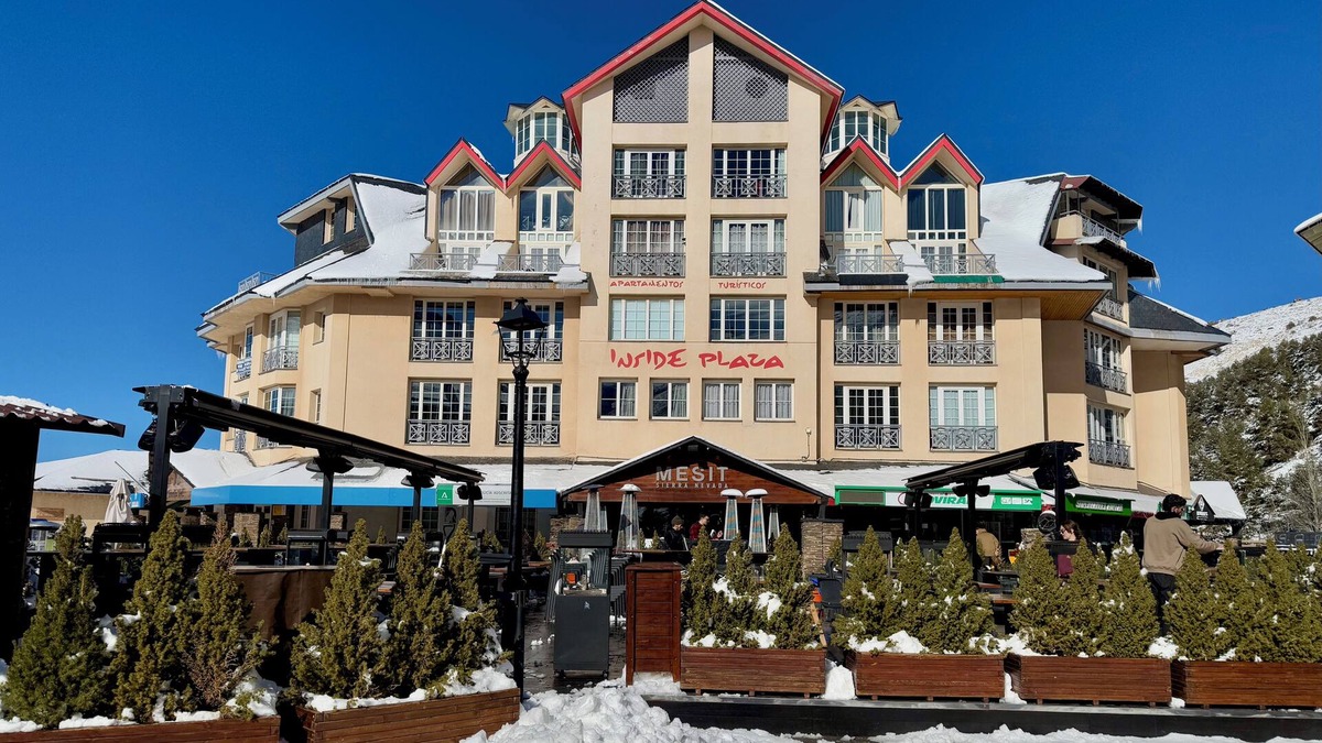 Pradollano Apartment | Inside Plaza Sierra Nevada