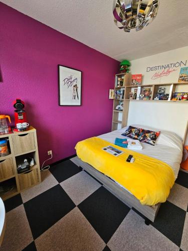 Luneville Apartment | Insolite Les années 80 !