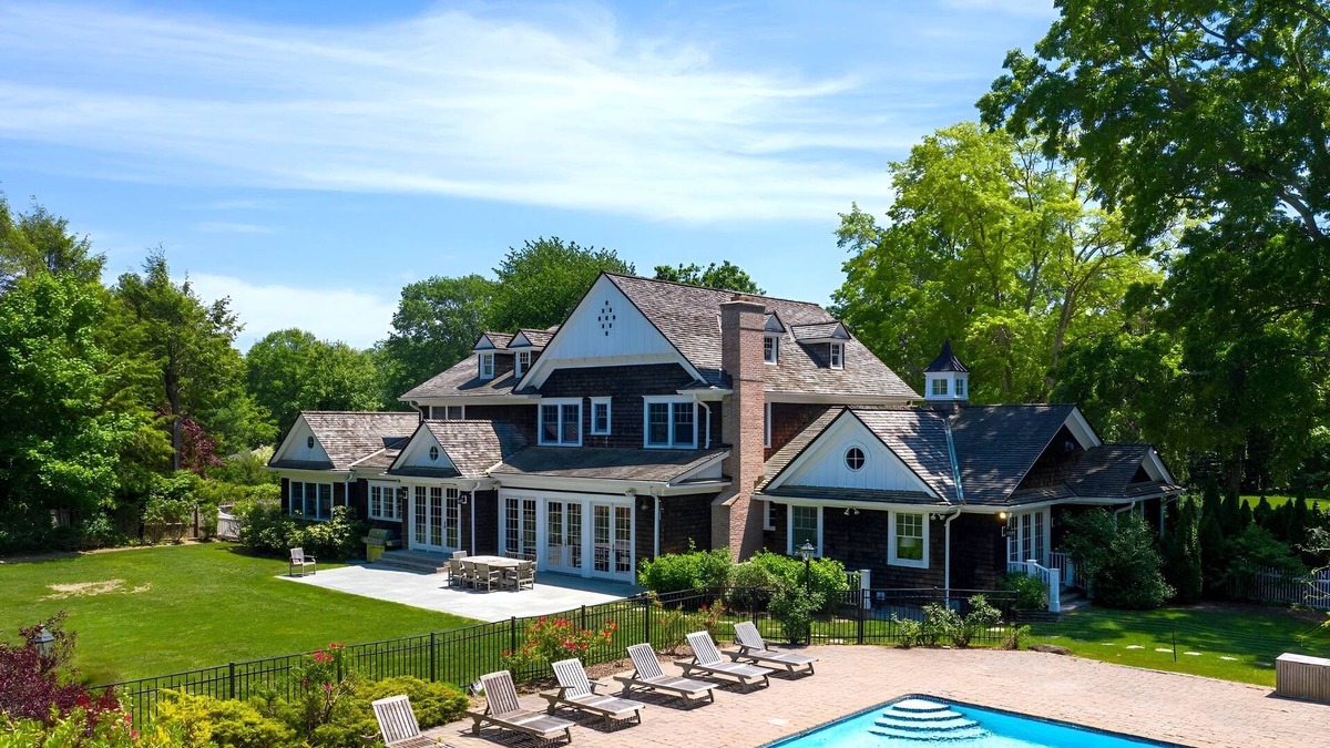 Glen Head House | Insta-Worthy📸 Hamptons Style Close to NYC 🗽