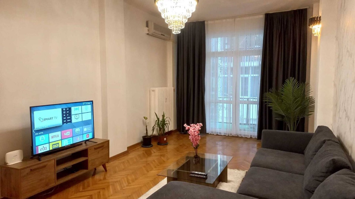 Gumussuyu Mahallesi Apartment | Instagram : Vanguard istanbul home