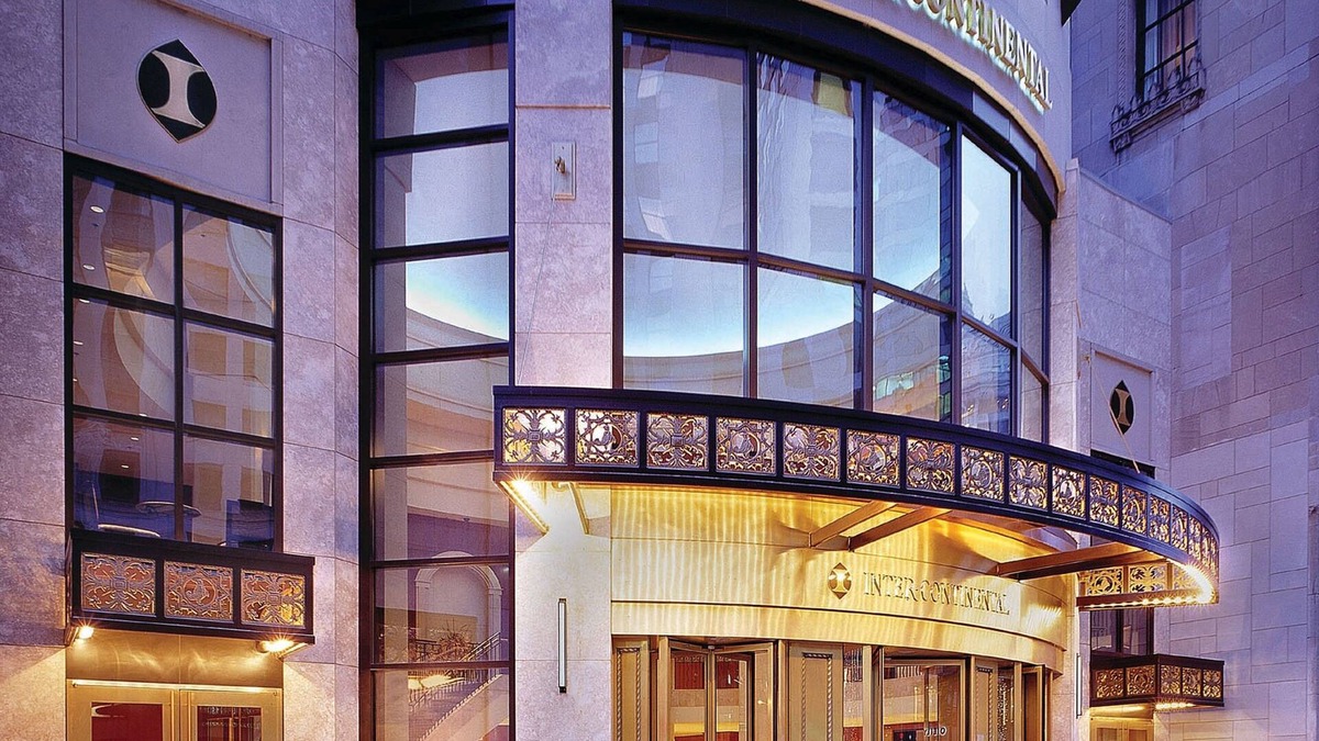 Magnificent Mile Hotel | InterContinental Chicago Magnificent Mile by IHG