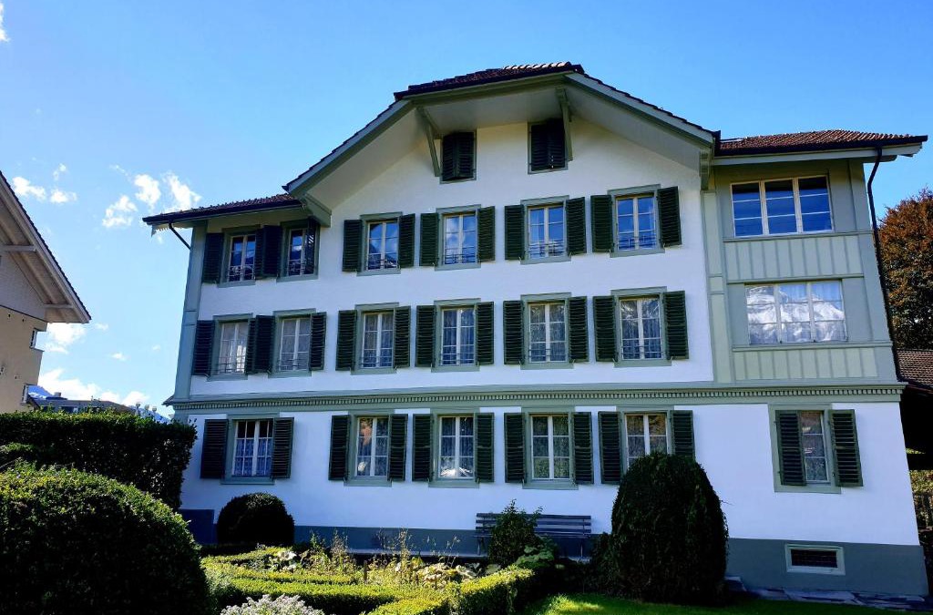 Central Interlaken Apartment | Interlaken Town House Sleeps 12 guests Central