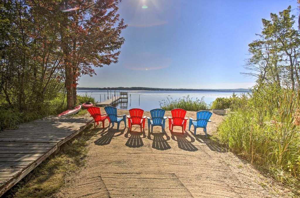 Interlochen House | Interlochen Home on Green Lake with Dock and Beach!