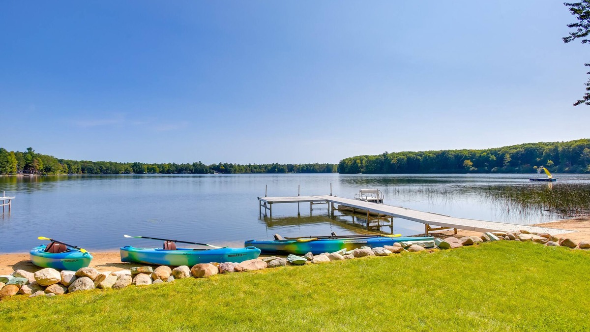 Interlochen House | Interlochen Lake House w/Deck, Fire Pit & Dock!