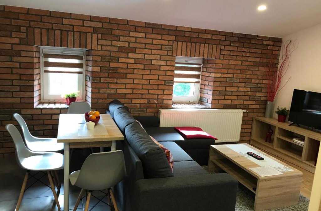 Chropaczow Apartment | Intermo II