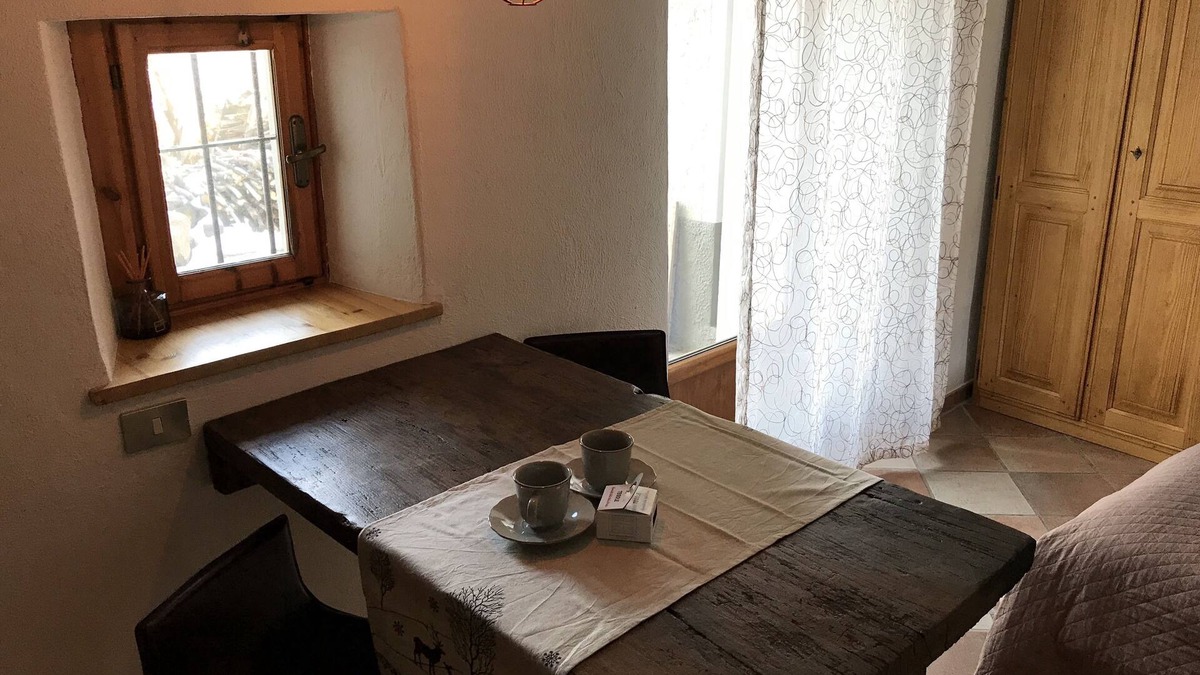 Chef-Lieu House | Intimacy, romantic studio apartment 2 km from Aosta
