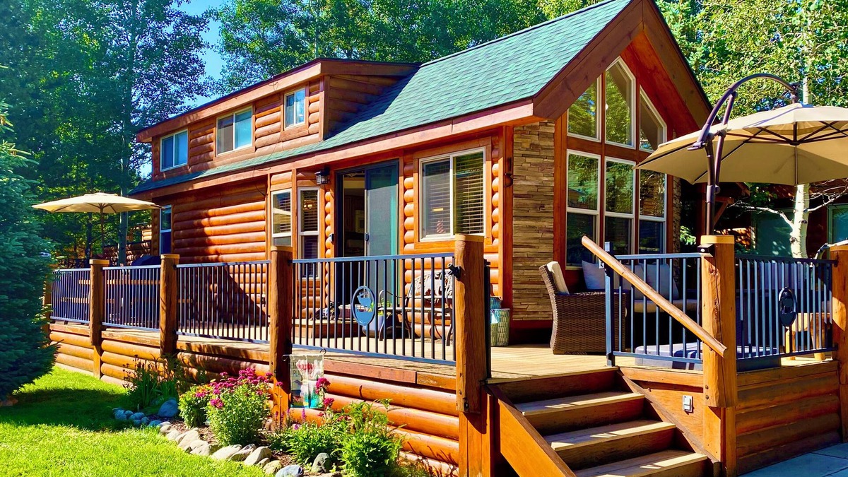 Breckenridge Cabin | Intimate Breckenridge Chalet ask about 20% off long term stays 25-26 ski season