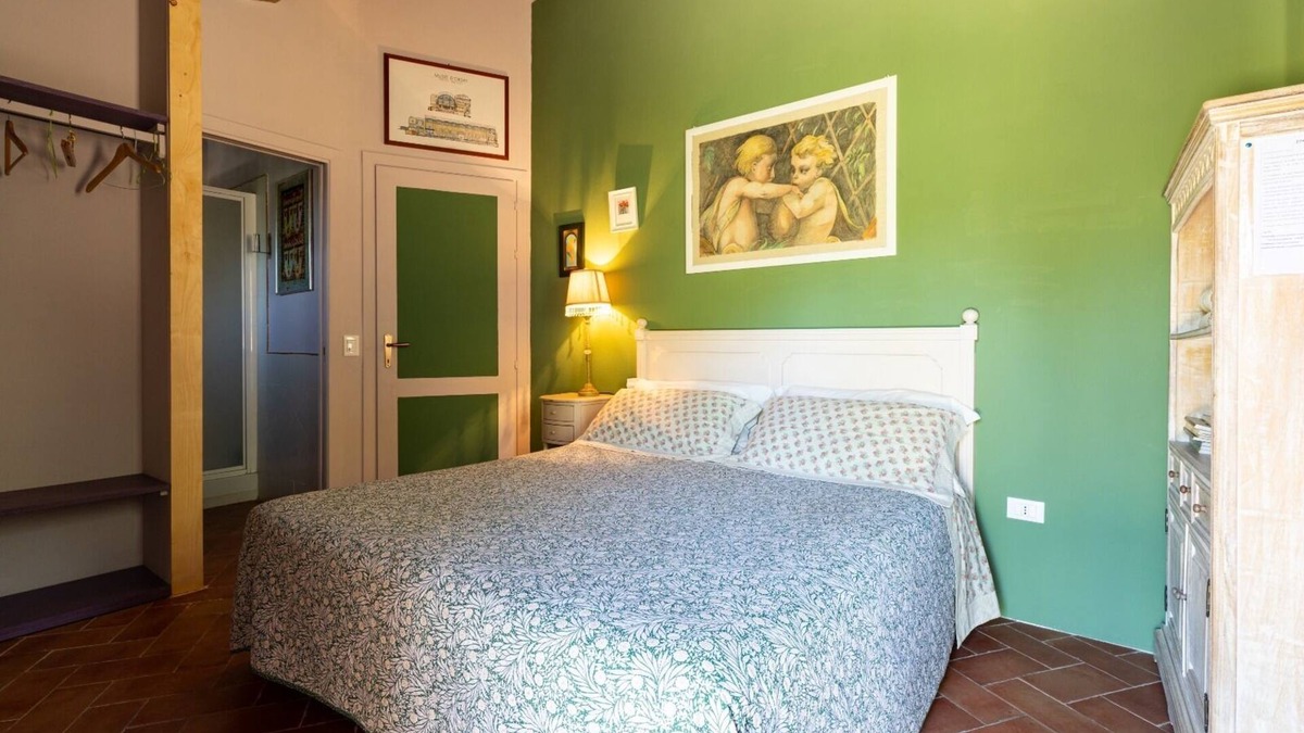 Soriano nel Cimino Bed & Breakfast | Intimate independent room for couples