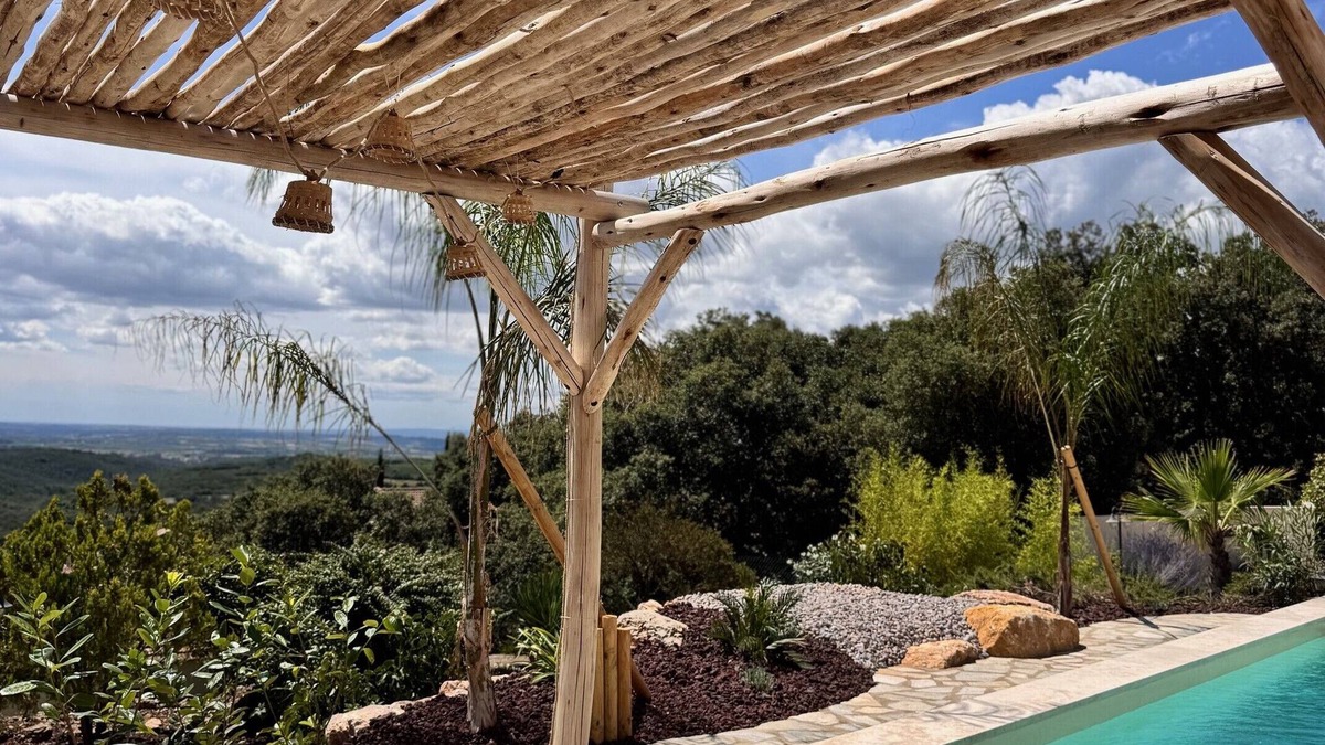 Faugeres House | Intimate, upscale escape - Gîte for adults