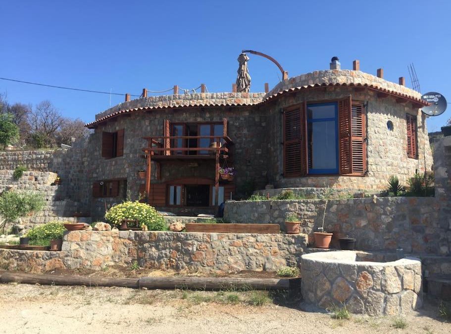 Lustica House | Into the wild