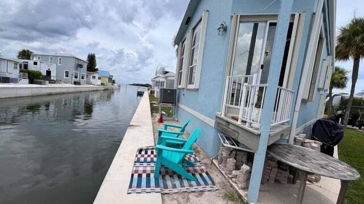 Nettles Island House | Intracoastal Canal Front Gorgeous 3 bed 2 bath home