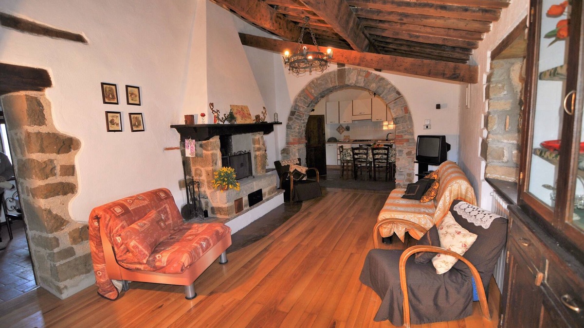 Arcidosso Apartment | INVERNO (agr.La Guinza)- Tradition and comfort.nRelaxation guaranteed !