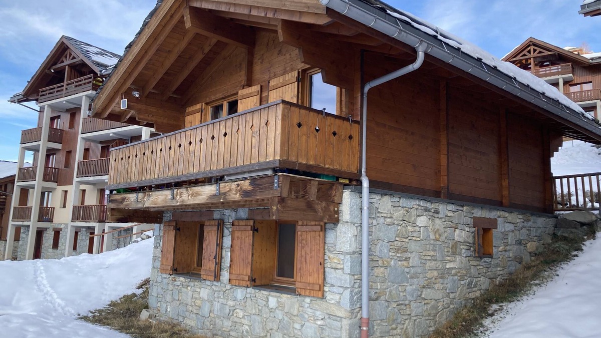 Valmeinier Ski Chalet | Invidual Chalet- 8 people - 50 m from Ski slopes