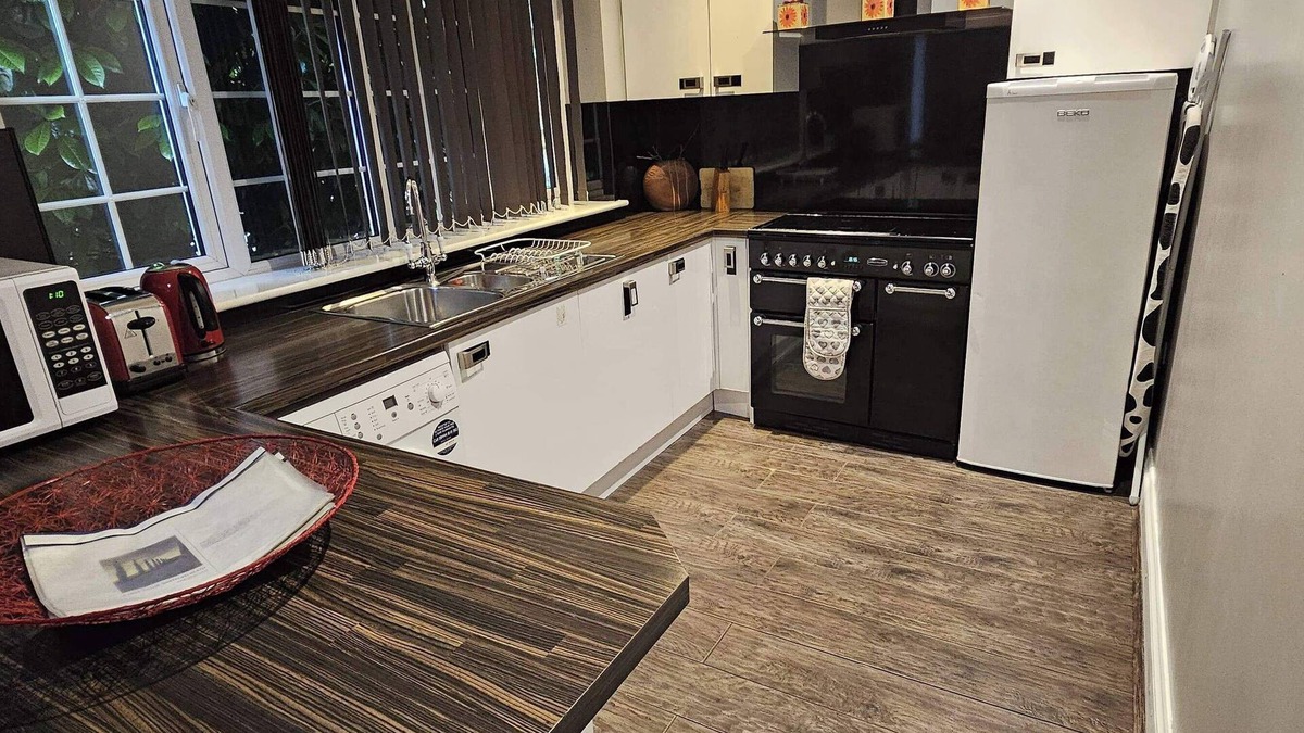 Little Holland Apartment | Inviting 1-bed Apartment in Dartford