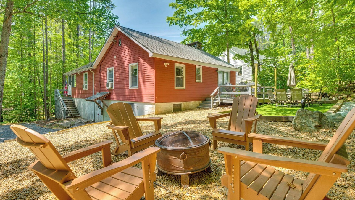 Alton House | Inviting Alton Bay Home Near Lake Winnipesaukee!