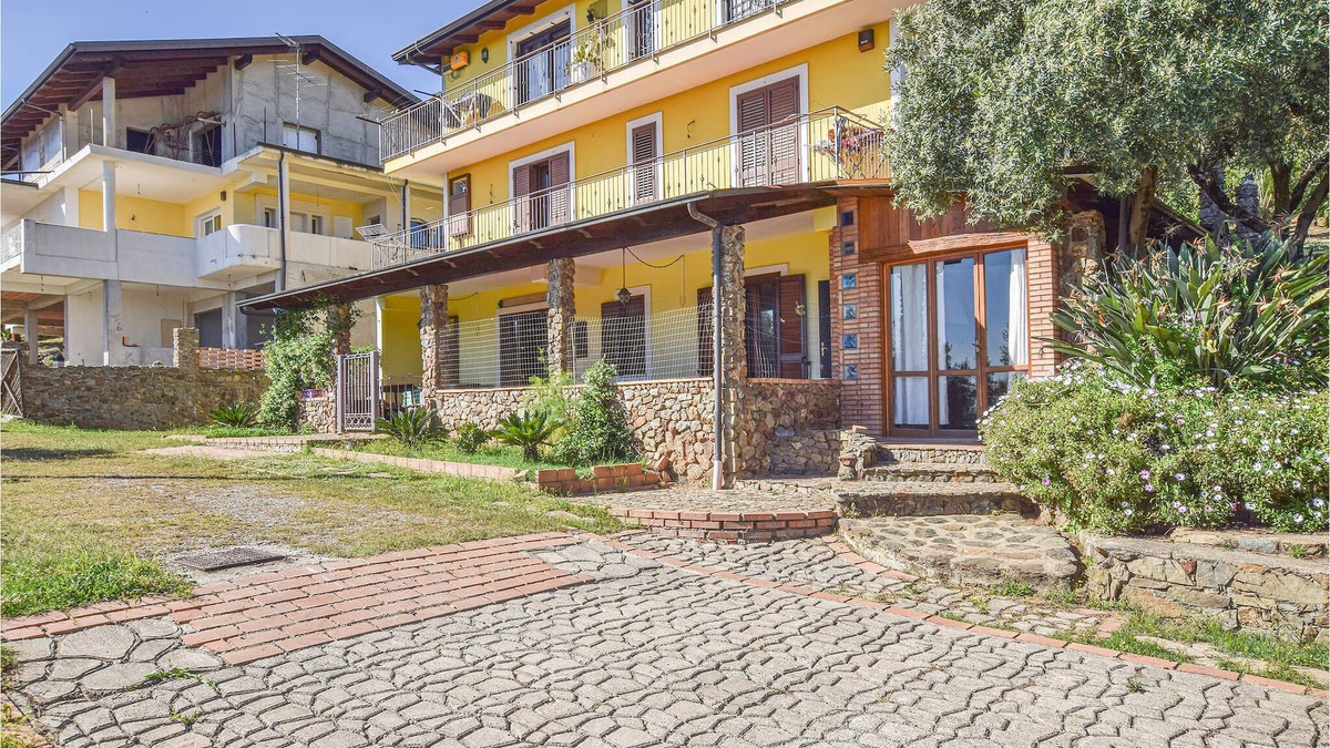 Terranova di Pollino Apartment | Inviting apartment for a wonderful vacation.