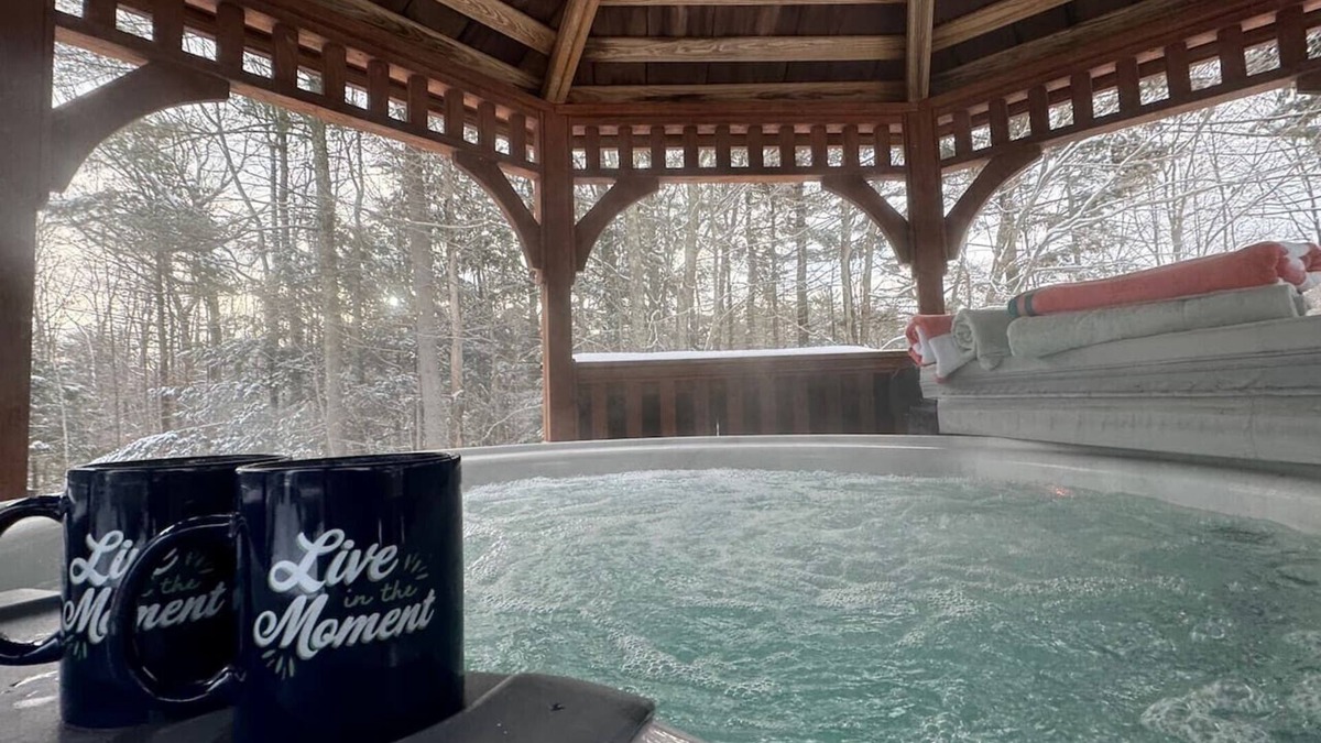 Francestown House | Inviting Condo w Fire Place & Hot Tub