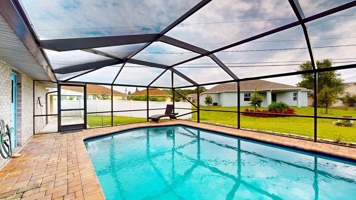 Sebastian Highlands House | Inviting home with private pool & large lanai, near beaches