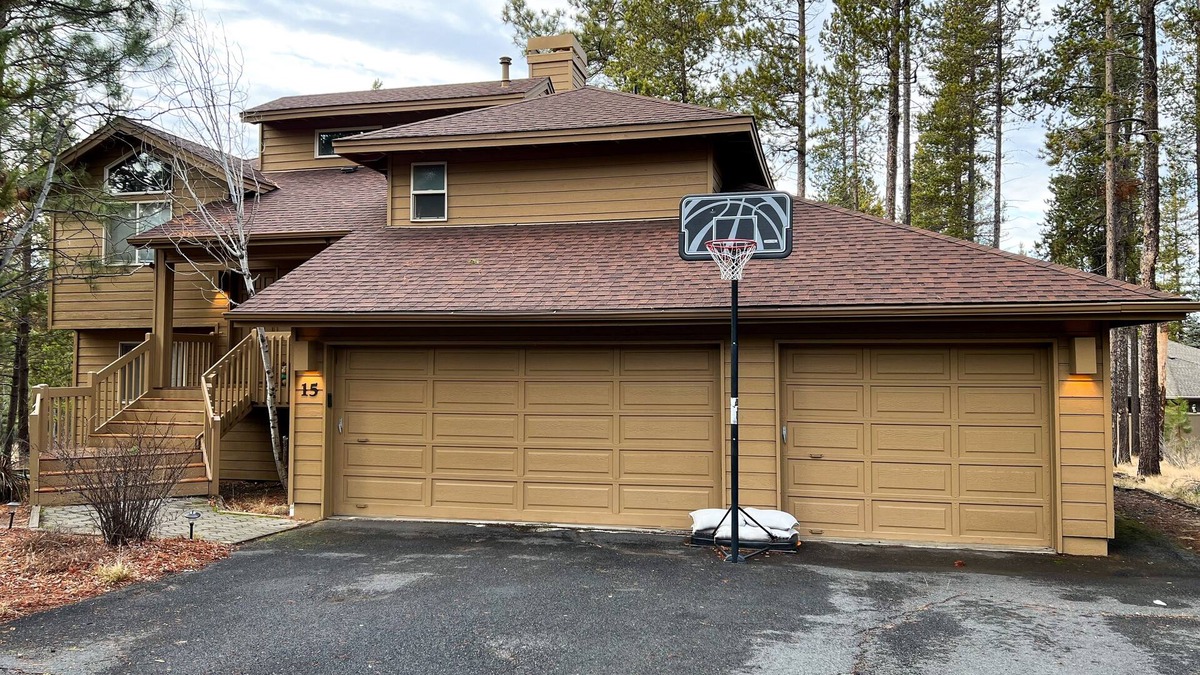 Deer Park House | Inviting house with hot tub, game tables, bikes, & partial mountain view