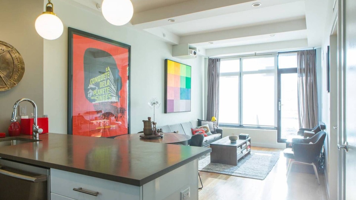Downtown Brooklyn Apartment | Inviting, Modern 1 Bedroom in Dumbo