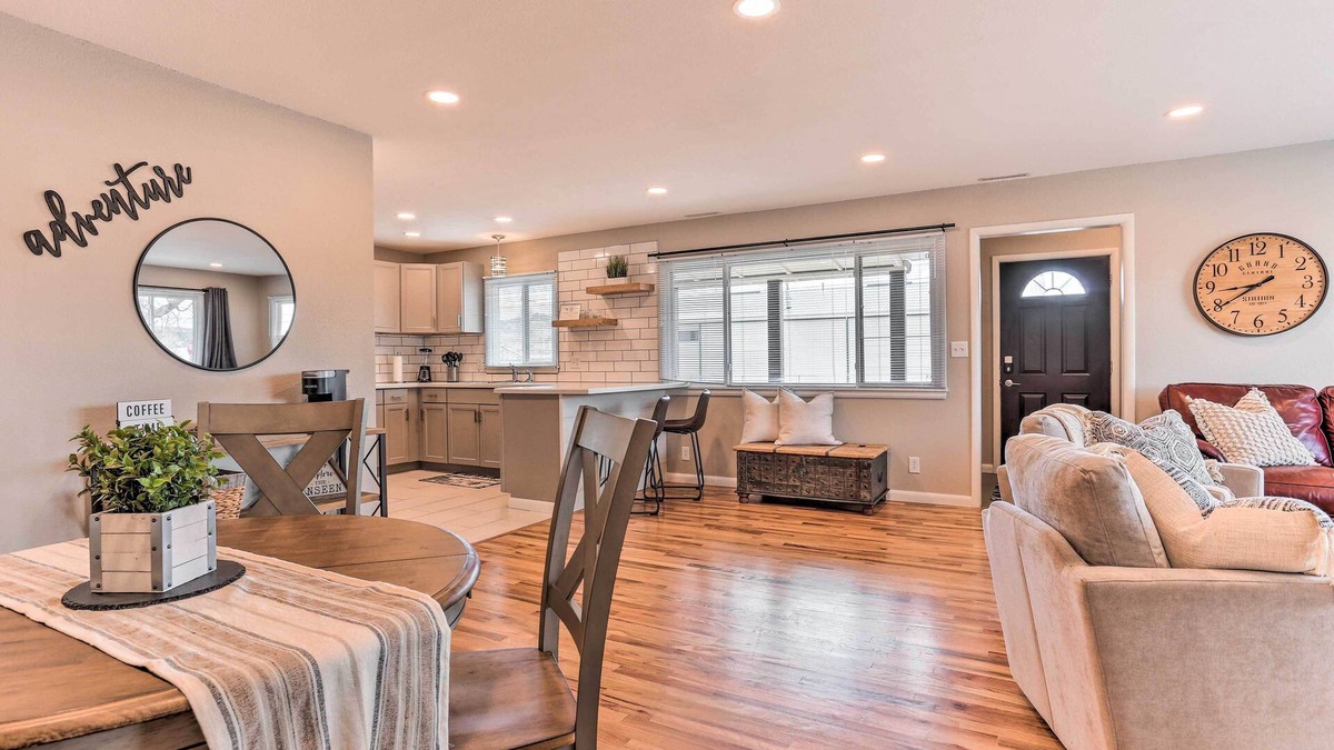 Rapid City Apartment | Inviting Rapid City Duplex < 2 Mi to Downtown!