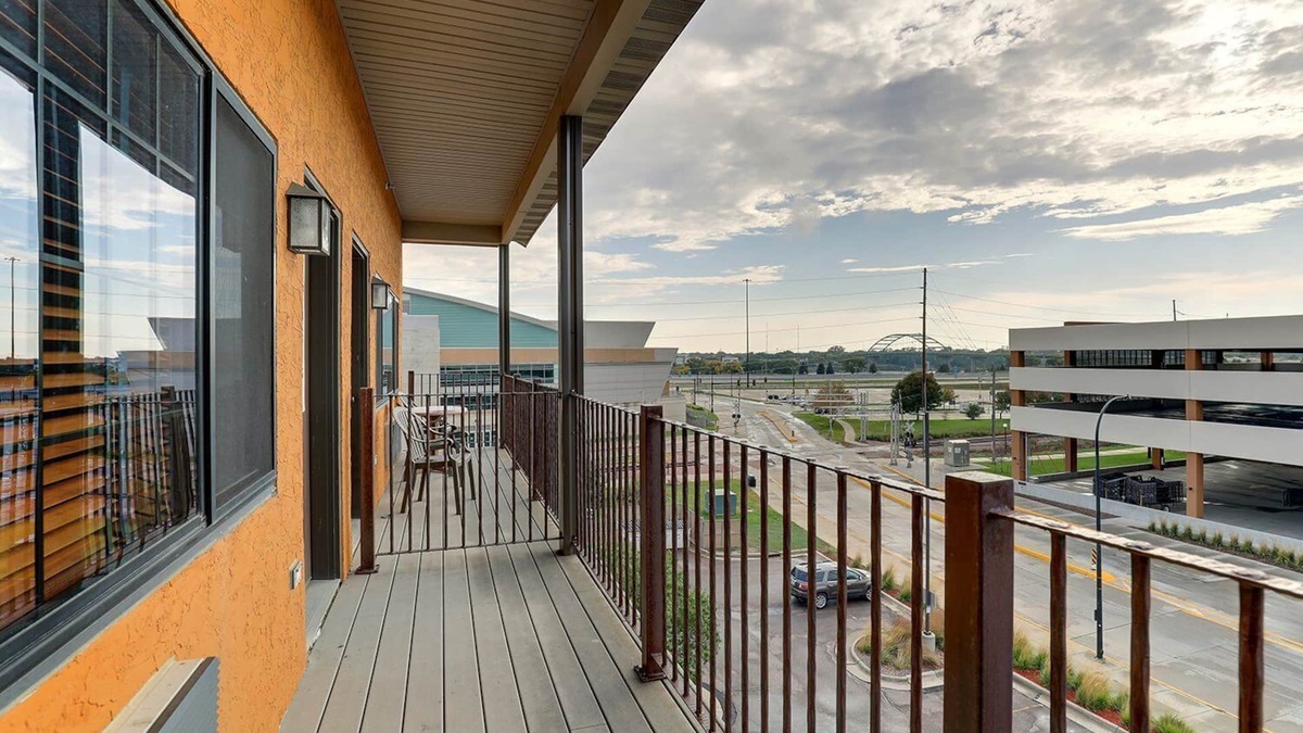 Sioux City Hotel | Inviting Sioux City Stay: Pet-Friendly with Heated Pool | 2 Units